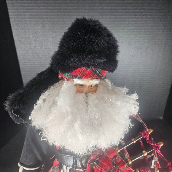 Scottish Santa Piper 18" Christmas Figurine Bagpipes Traditional Tartan Plaid - Picture 2 of 10